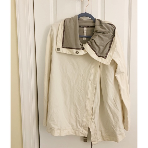 Lululemon Snap Closure Wrap Jacket